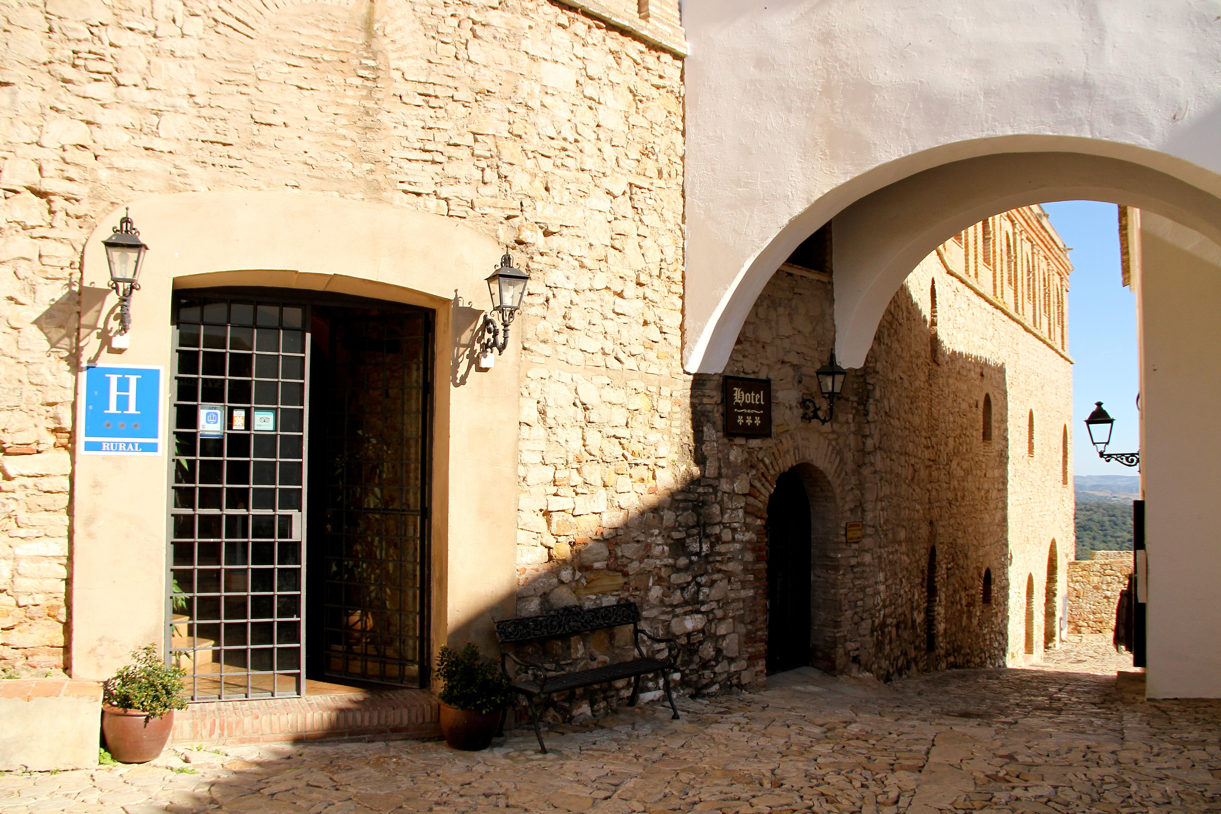 Casas Rurales Tugasa Castillo De Castellar Кастелар де ла Фронтера Екстериор снимка
