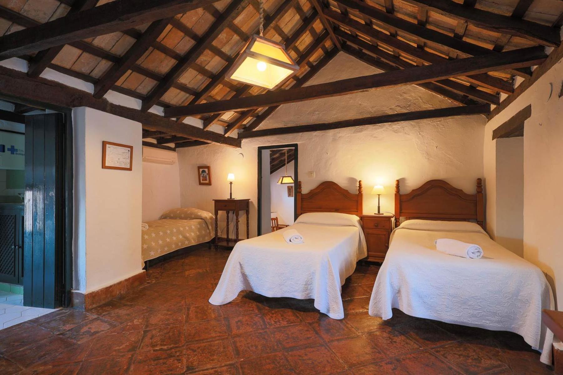 Casas Rurales Tugasa Castillo De Castellar Кастелар де ла Фронтера Екстериор снимка