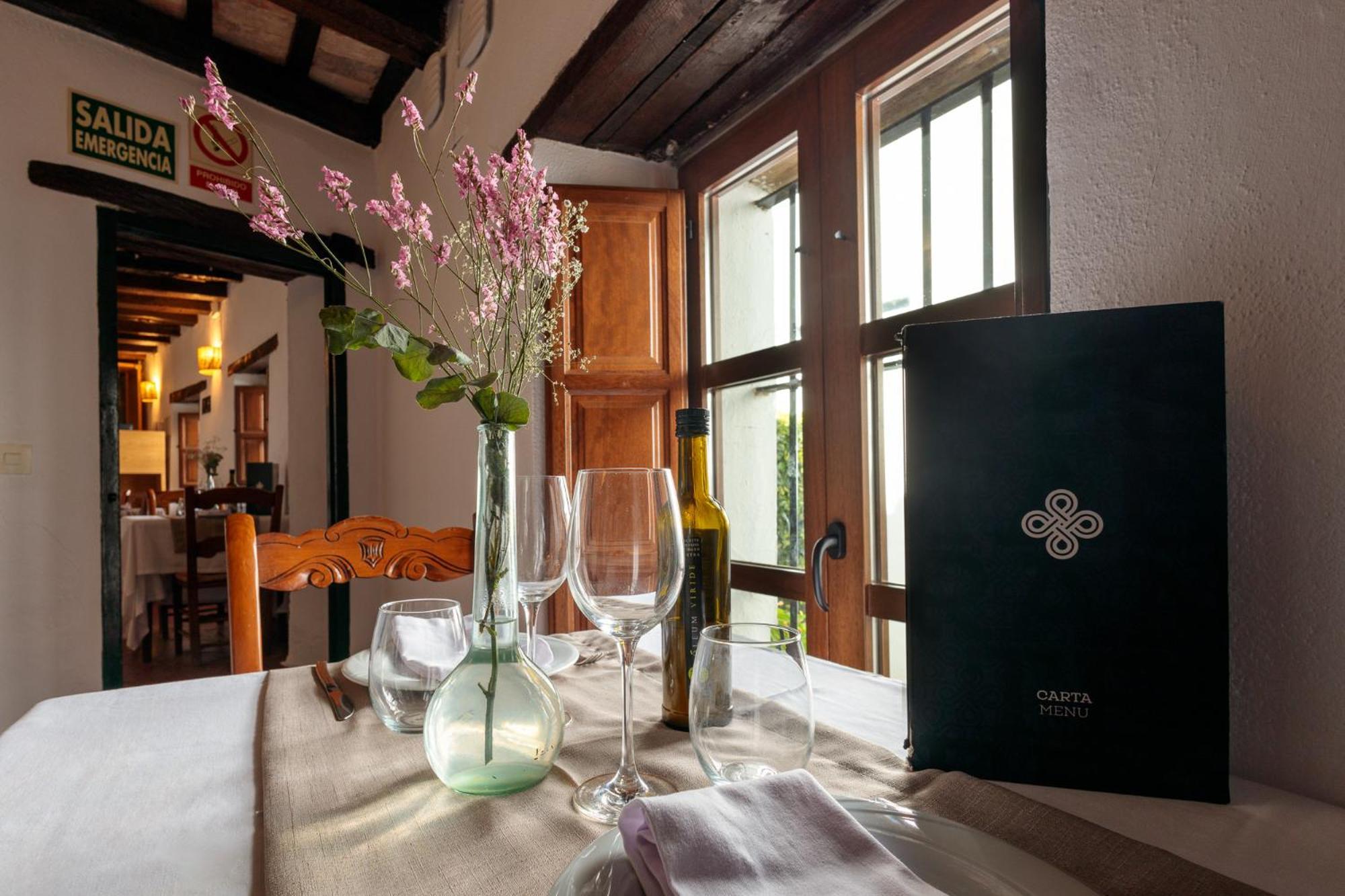 Casas Rurales Tugasa Castillo De Castellar Кастелар де ла Фронтера Екстериор снимка