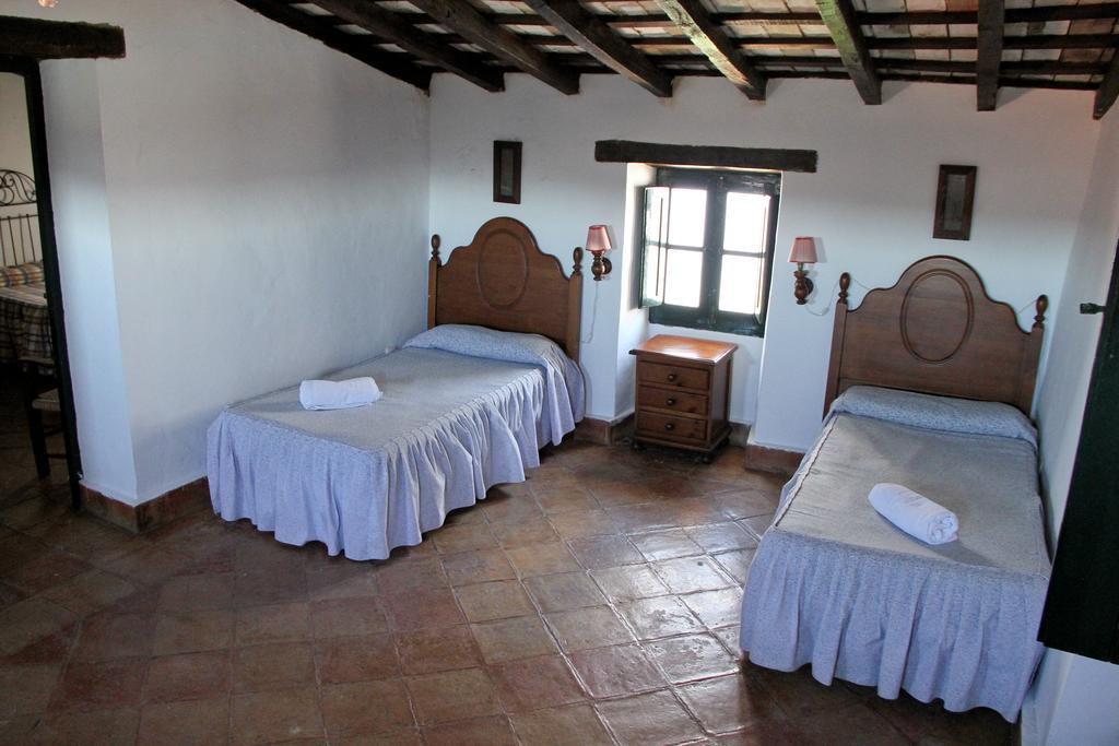 Casas Rurales Tugasa Castillo De Castellar Кастелар де ла Фронтера Екстериор снимка